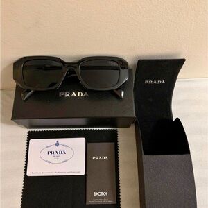prada sunglasss